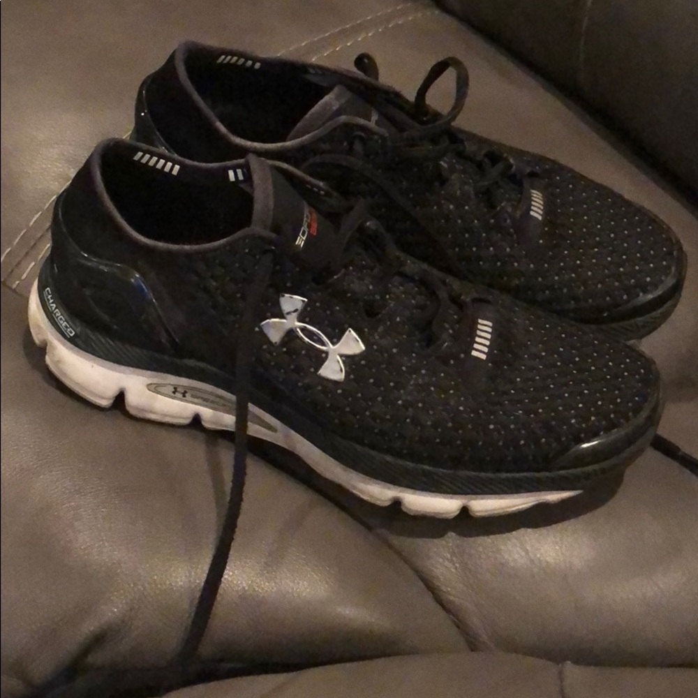 UnderArmour Size 9